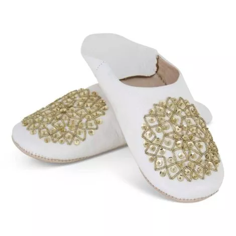 Chaussons marocains en cuir blanc paillettes d'or SFMRKBAB00127